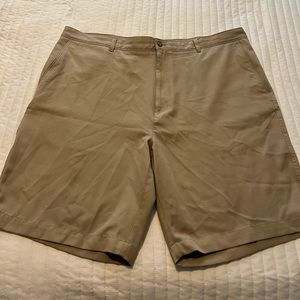 Men’s PGA golf shorts